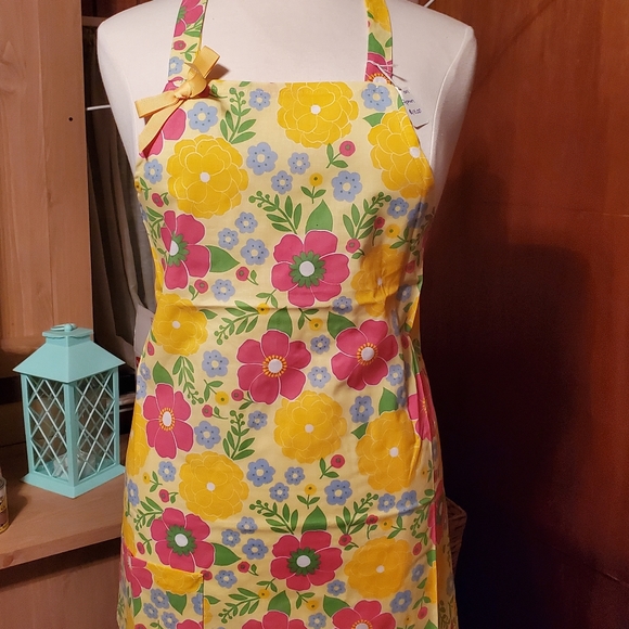 APRONS - Picture 11 of 16